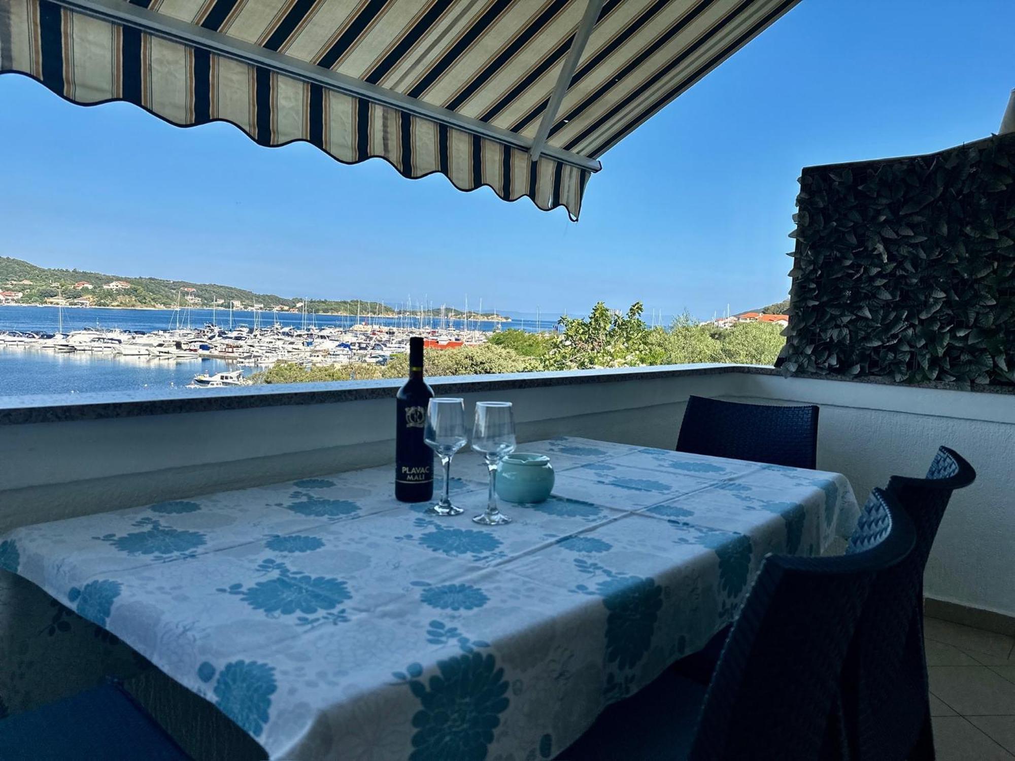 Apartments Anica Supetarska Draga Εξωτερικό φωτογραφία