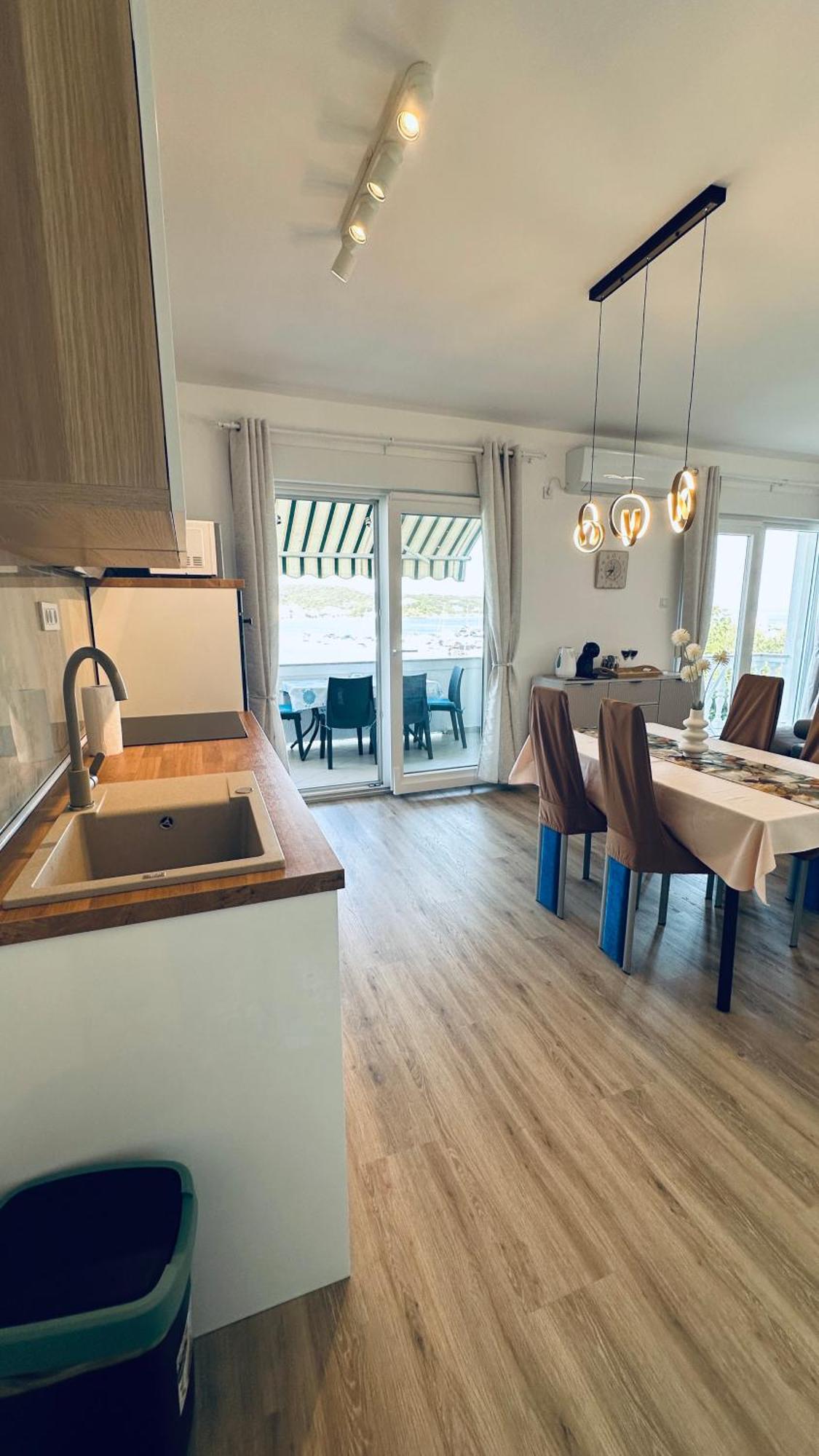 Apartments Anica Supetarska Draga Εξωτερικό φωτογραφία